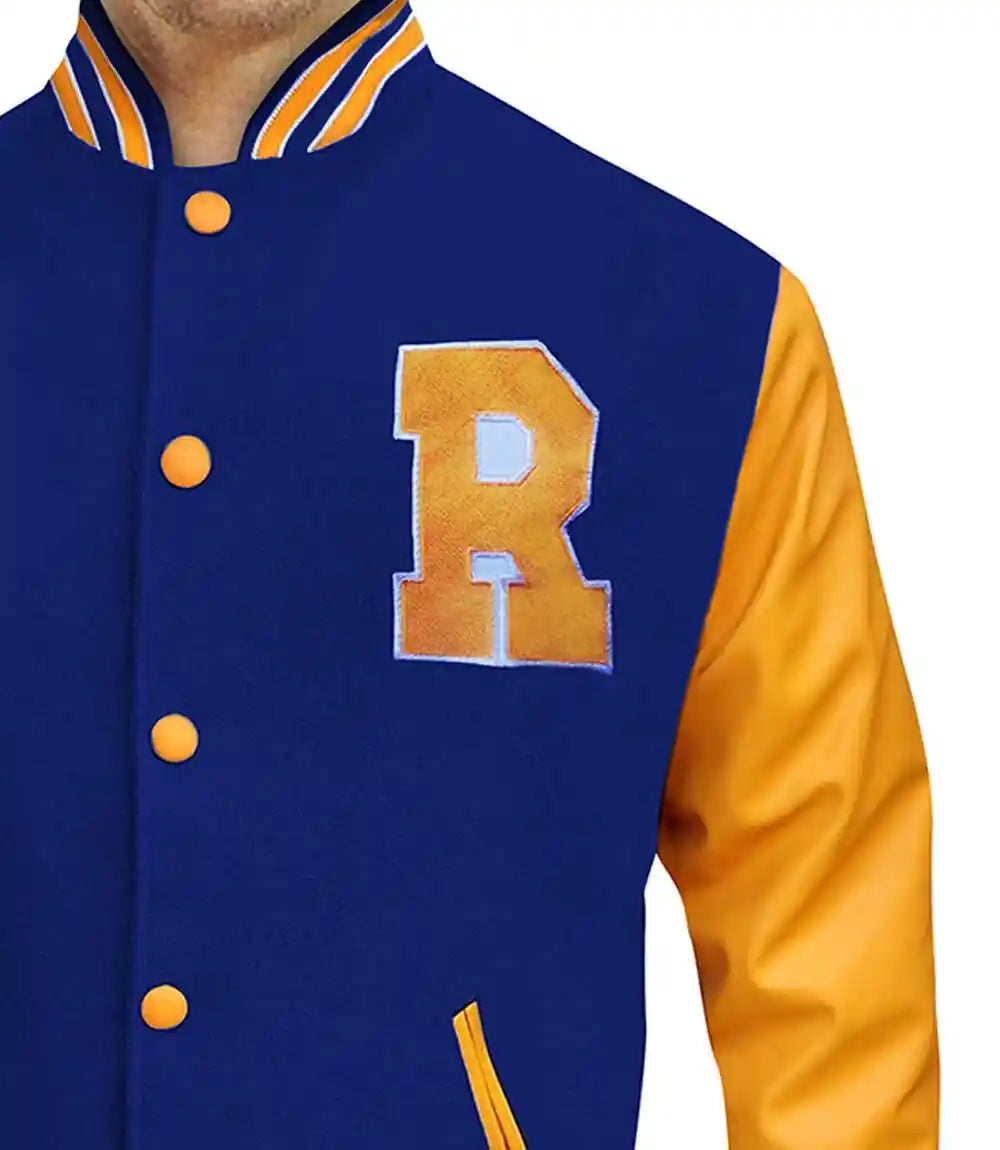 KJ Apa Jacket Archie Andrews

